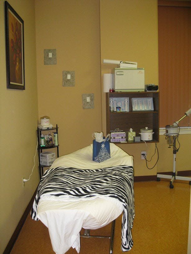 Facials & Waxing