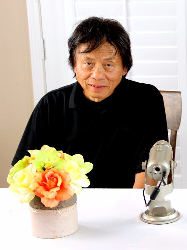 Dr. Kam Yuen DC je Velmist 35 generace Shaolinského Kung Fu, je ten co založil Yuenovu Metdodu™.