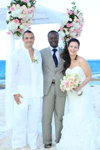 Island Nuptial Nassau Wedding Package | US $5,995.00