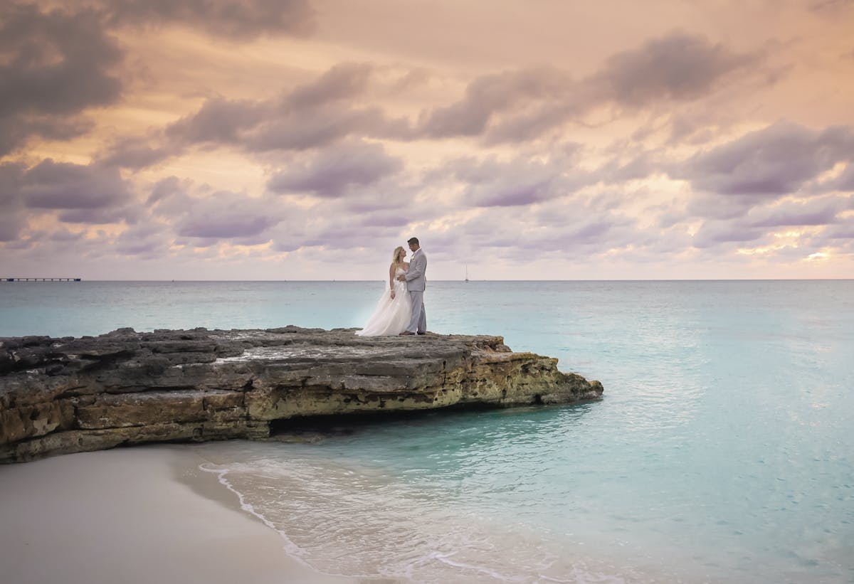 Wedding in The Bahamas at Hilton Resorts World Bimini