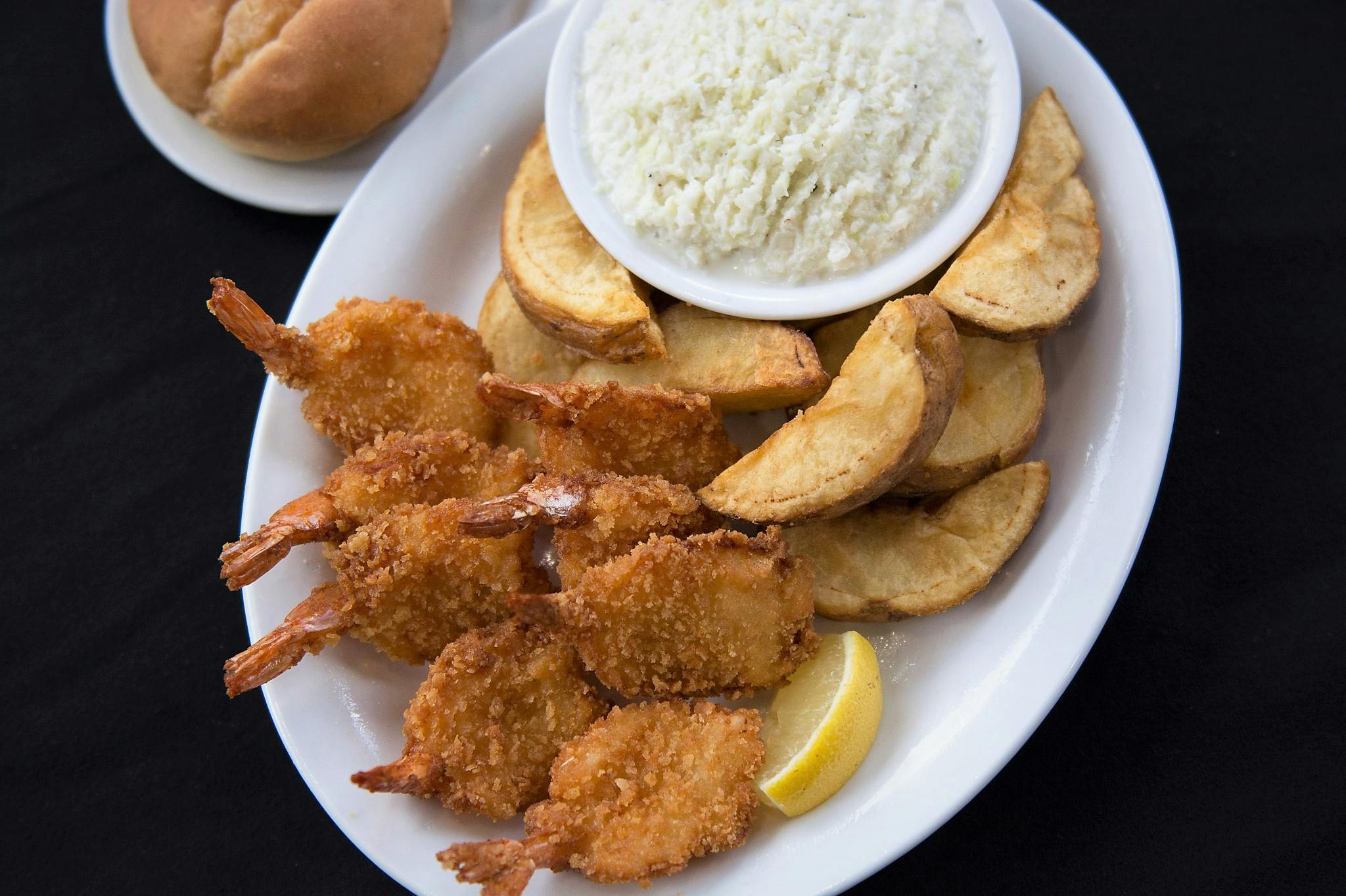 SHRIMP DINNER (8pc) $15.95
