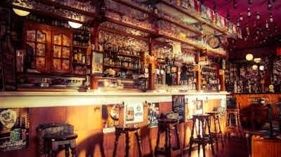 Bars, Clubs, Cafe & Restaurants