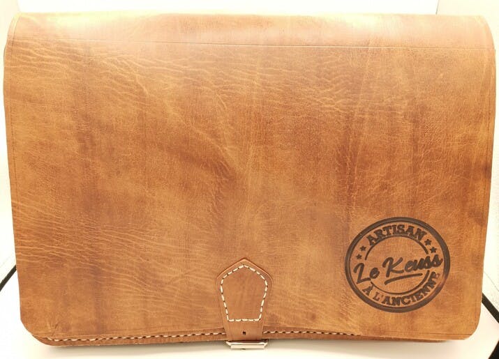 La besace marron clair