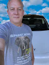 Elephant.Money Tshirt
