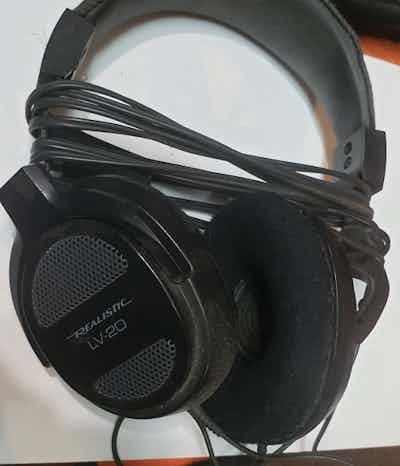 Realistic LV-20 Headphones 