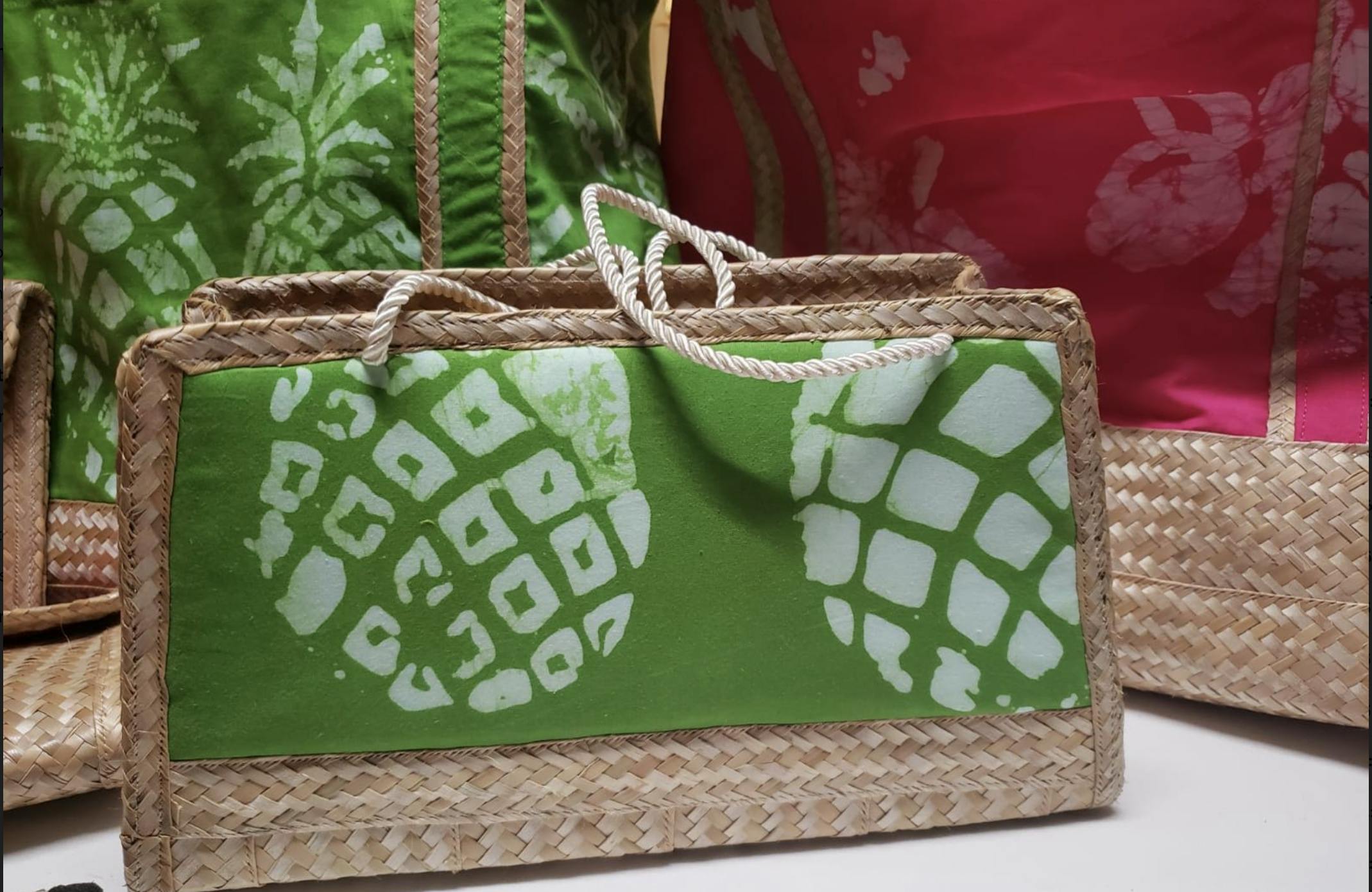 Bahamas Souvenirs | Bahamas Straw Bags