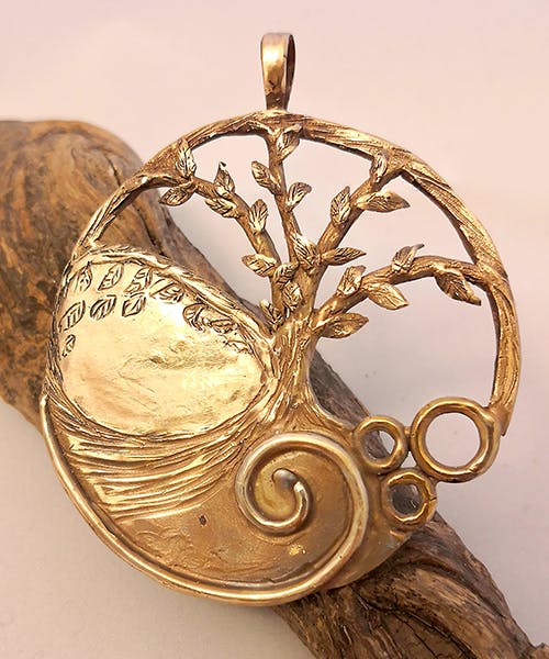 Ciondolo in bronzo albero della vita
