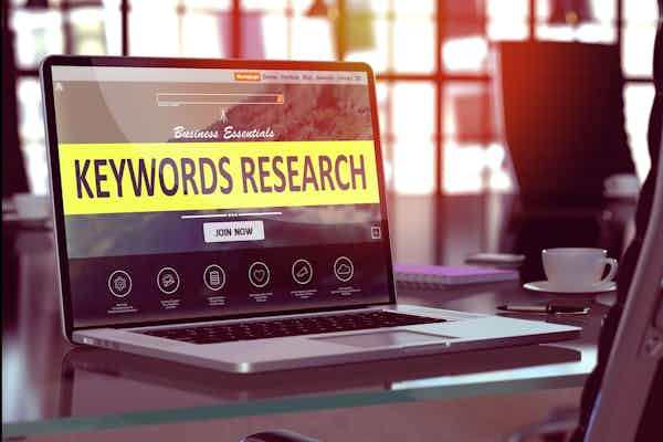 New Study Finds that Including Negative Terms in Headlines Drives More Clicks