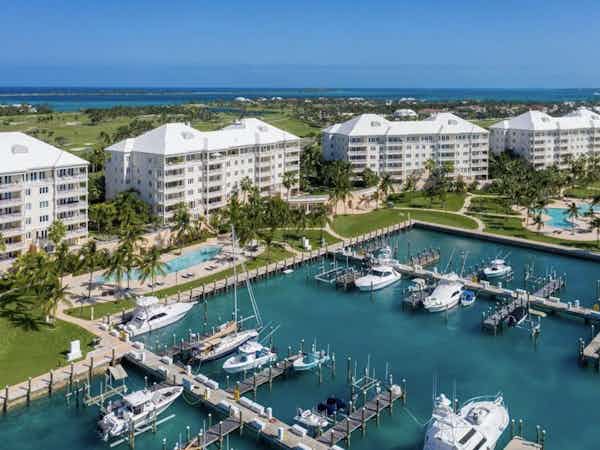 Luxurious Condos for Sale in Paradise Island Bahamas