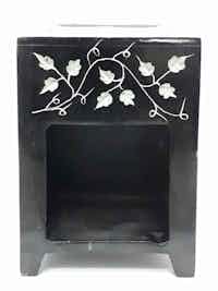 Square Black Floral Burner