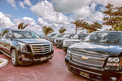 The Ultimate transportation from Nassau Airport to Atlantis
