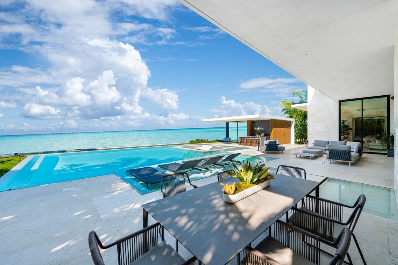 waterfront homes for sale in the bahamas