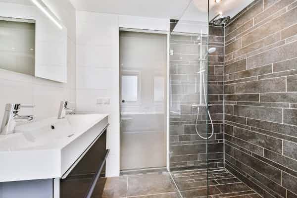 Why Tile Is The Better Option For Your Shower