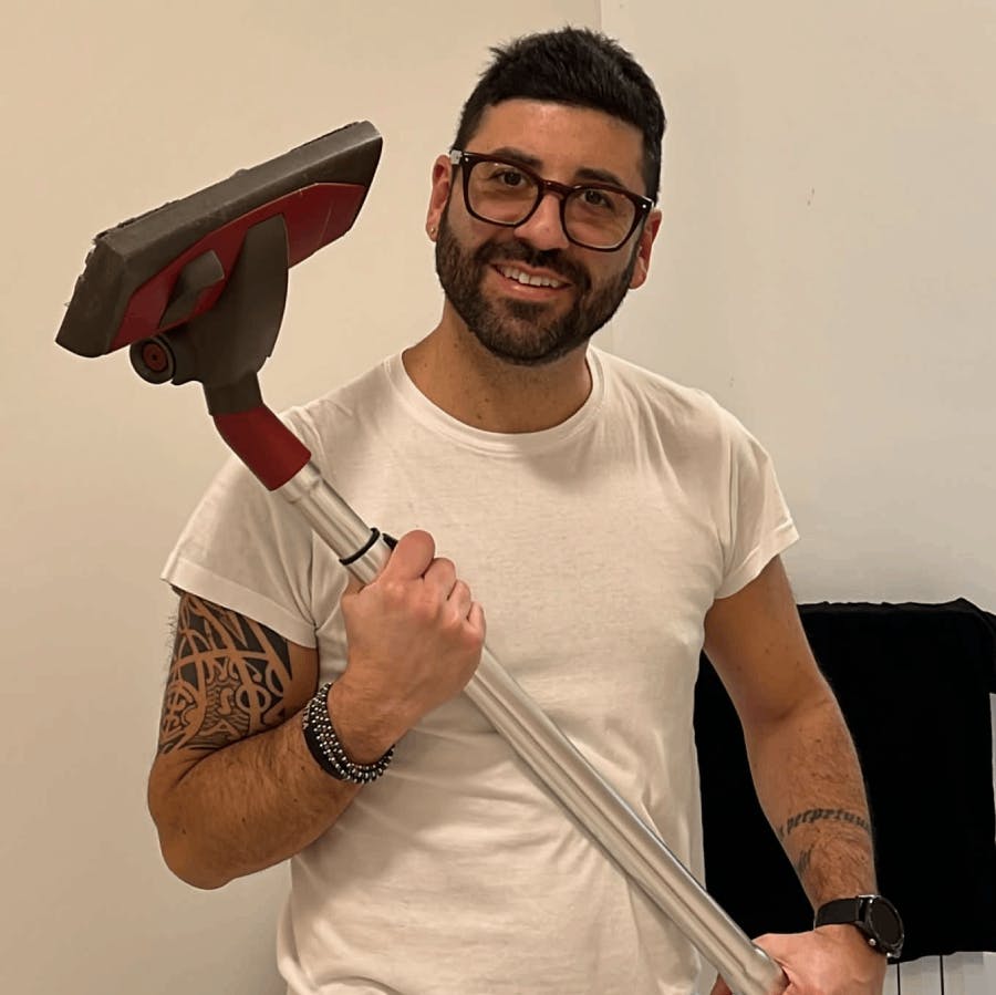 LUCA F.