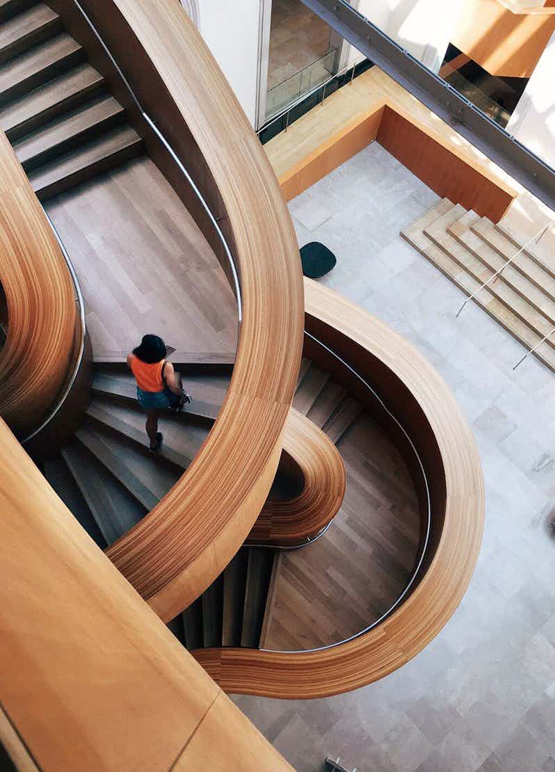 <i class="fa fa-search"></i>