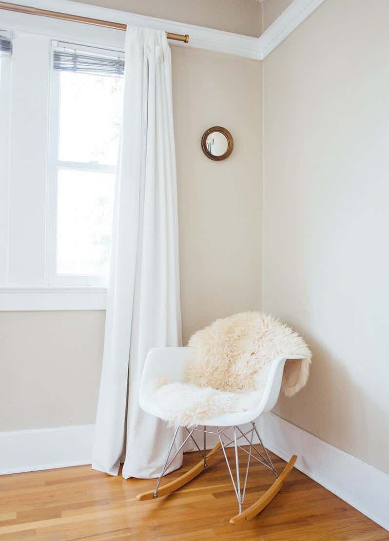 <i class="fa fa-search"></i>