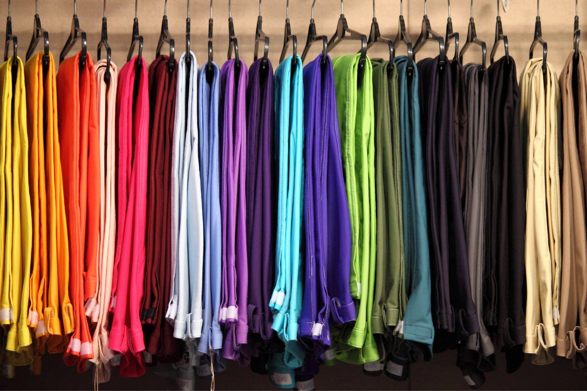 Jeans e Pantaloni<hr>