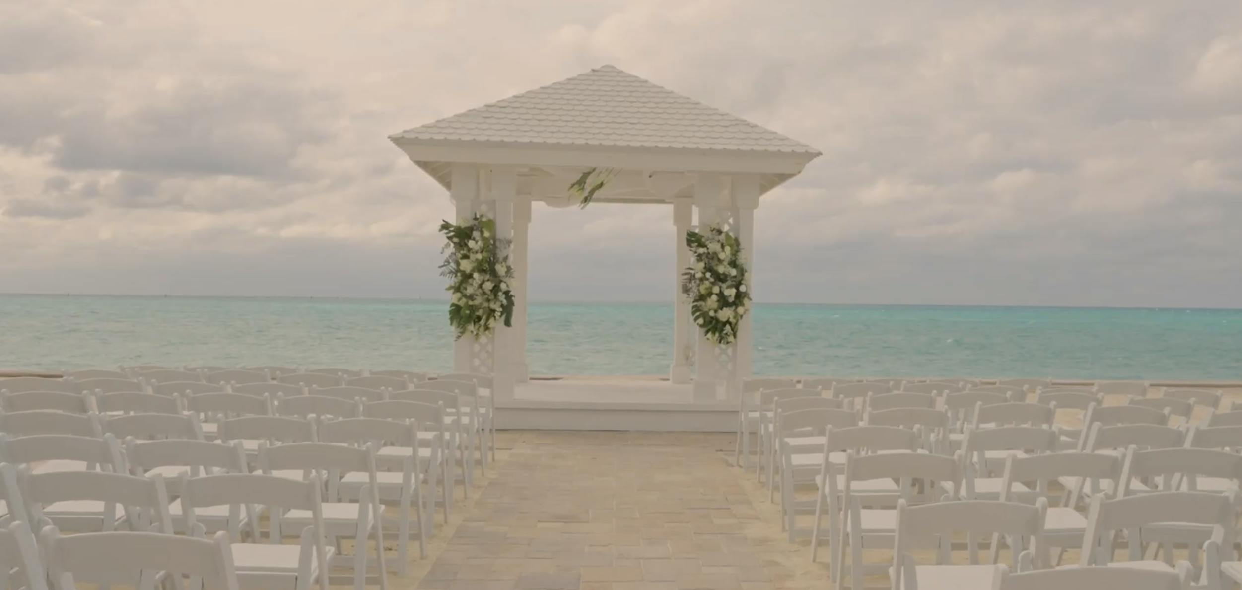 Bimini Bahamas wedding | Bimini wedding & elopements