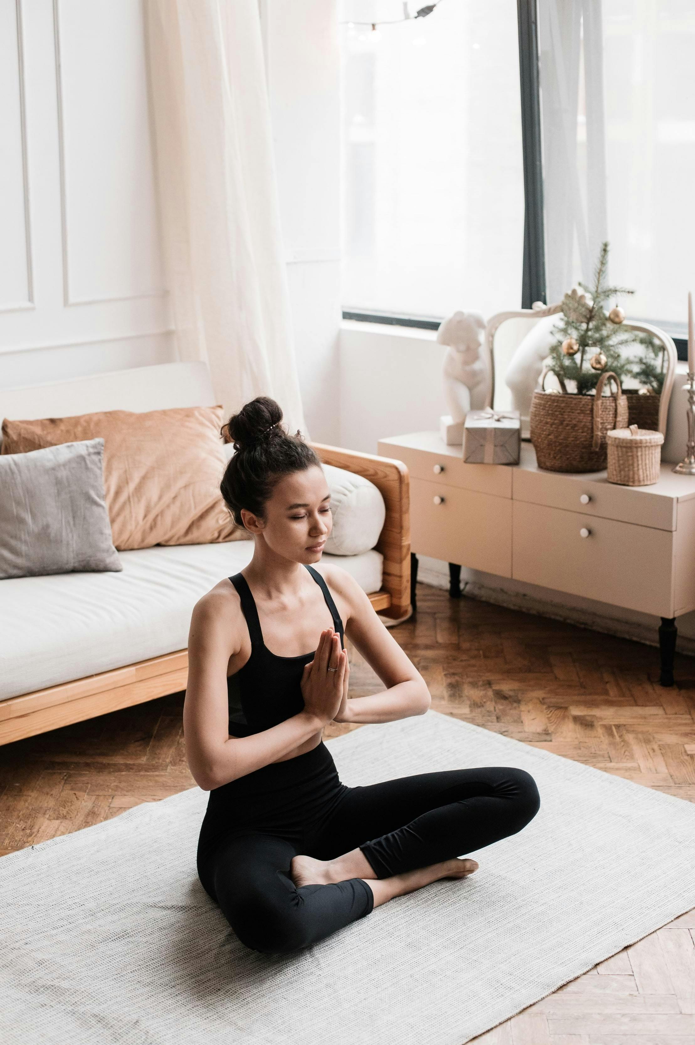 MEET DR. LAURA CORSELLO