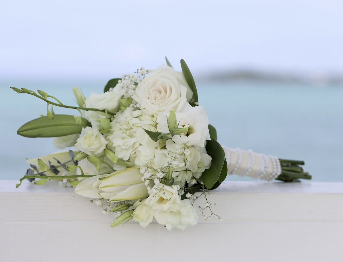 Getting Married Quickly and Quietly in The Bahamas