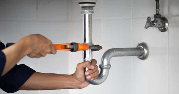 "Top 10 Common Household Repairs (and When to Call a Pro)"