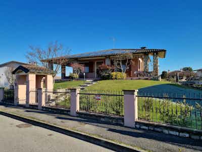 Villa Vittoria - Ristrutturazione di Prestigio a Cremona
