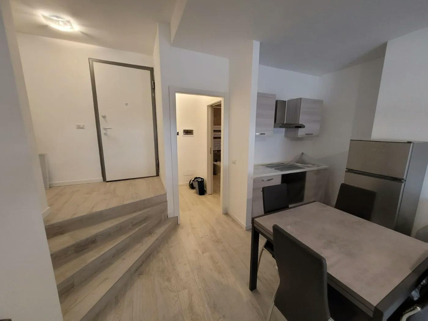 Riconversione spazi commerciali in residenze moderne a Milano